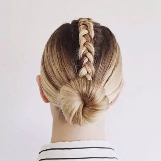 Creative Updo Hairstyle Tips